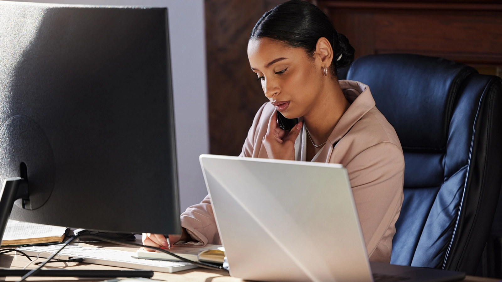 Amplifying-Media-Relations Amplifying media relations with personalized PR strategy